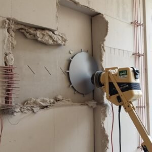 تكسير جدار خرساني في الكويت