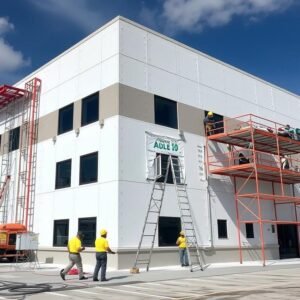 عزل فوم للمباني التجارية يوفر كفاءة طاقة عالية