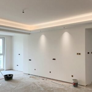 عملية ترميم داخلي لمنزل في الكويت تظهر تجديد الجدران والأرضيات