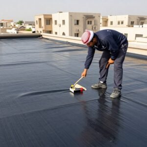 صيانة دورية لعزل سطح منزل للحفاظ عليه صيانة دورية لعزل سطح منزل للحفاظ عليه